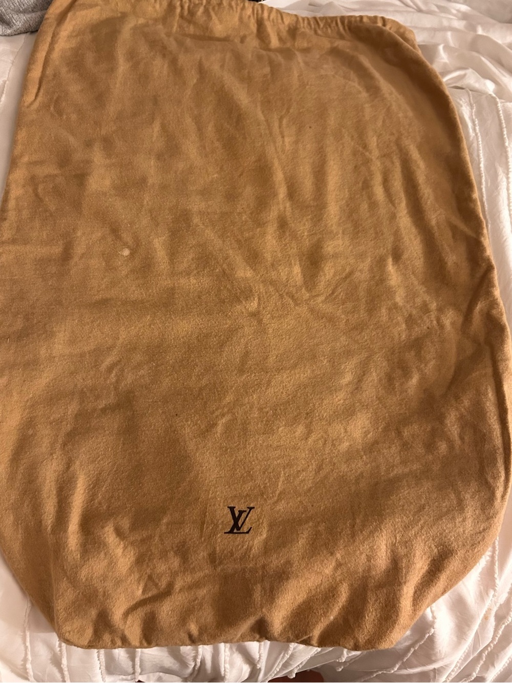 Louis Vuitton Keepall - Picture 16 of 16